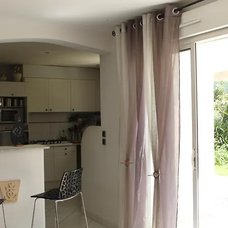 Maison Dans Un Village Au Coeur Des Garrigues Feriehus Sainte-Croix-de-Quintillargues