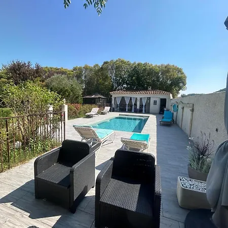 بيت للعطل Maison Dans Un Village Au Coeur Des Garrigues Sainte-Croix-de-Quintillargues