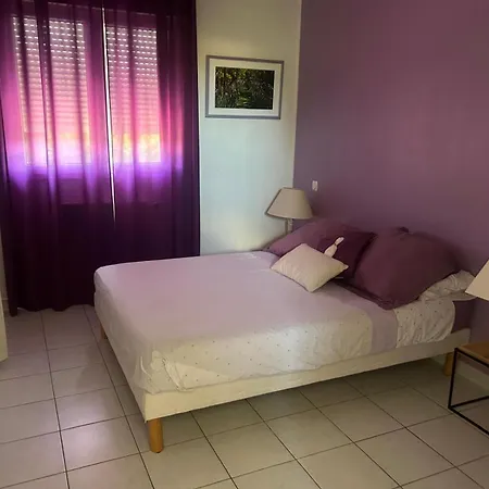 بيت للعطل Maison Dans Un Village Au Coeur Des Garrigues