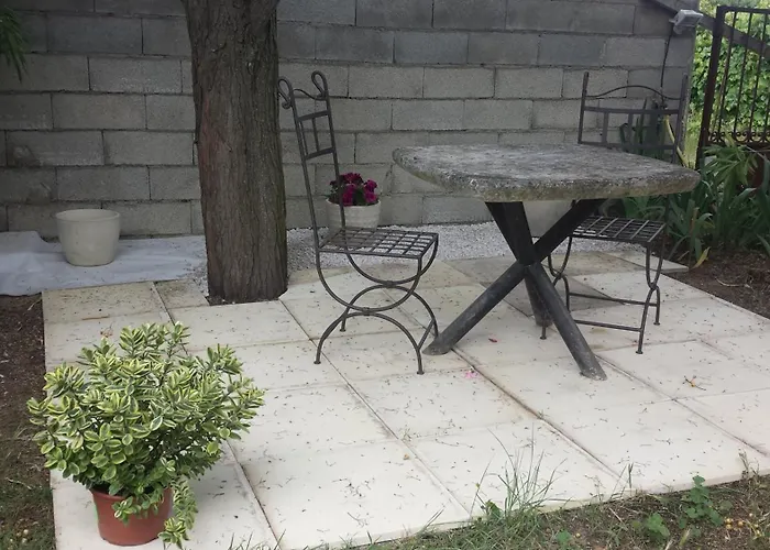 Дом отдыха Maison Dans Un Village Au Coeur Des Garrigues *